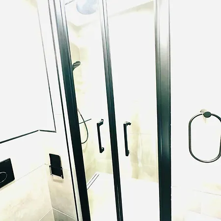 Spacieuses Flat Montaigne Paris